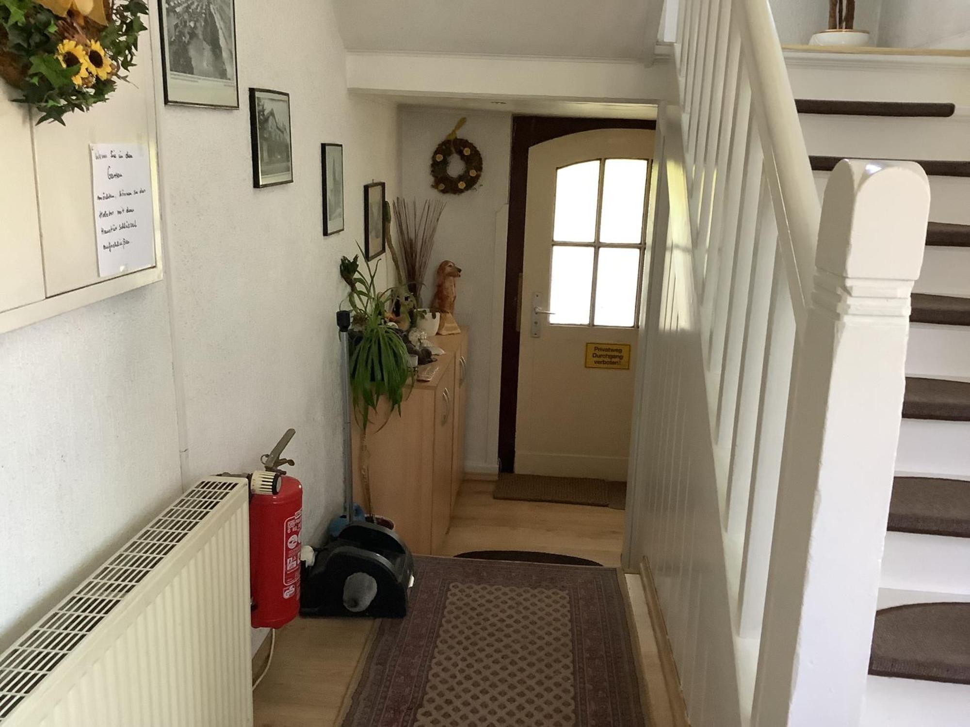 Schoenes Doppelbettzimmer Im Untergeschoss Inkl Parkplatz Nach Verfuegbarkeit إسن المظهر الخارجي الصورة